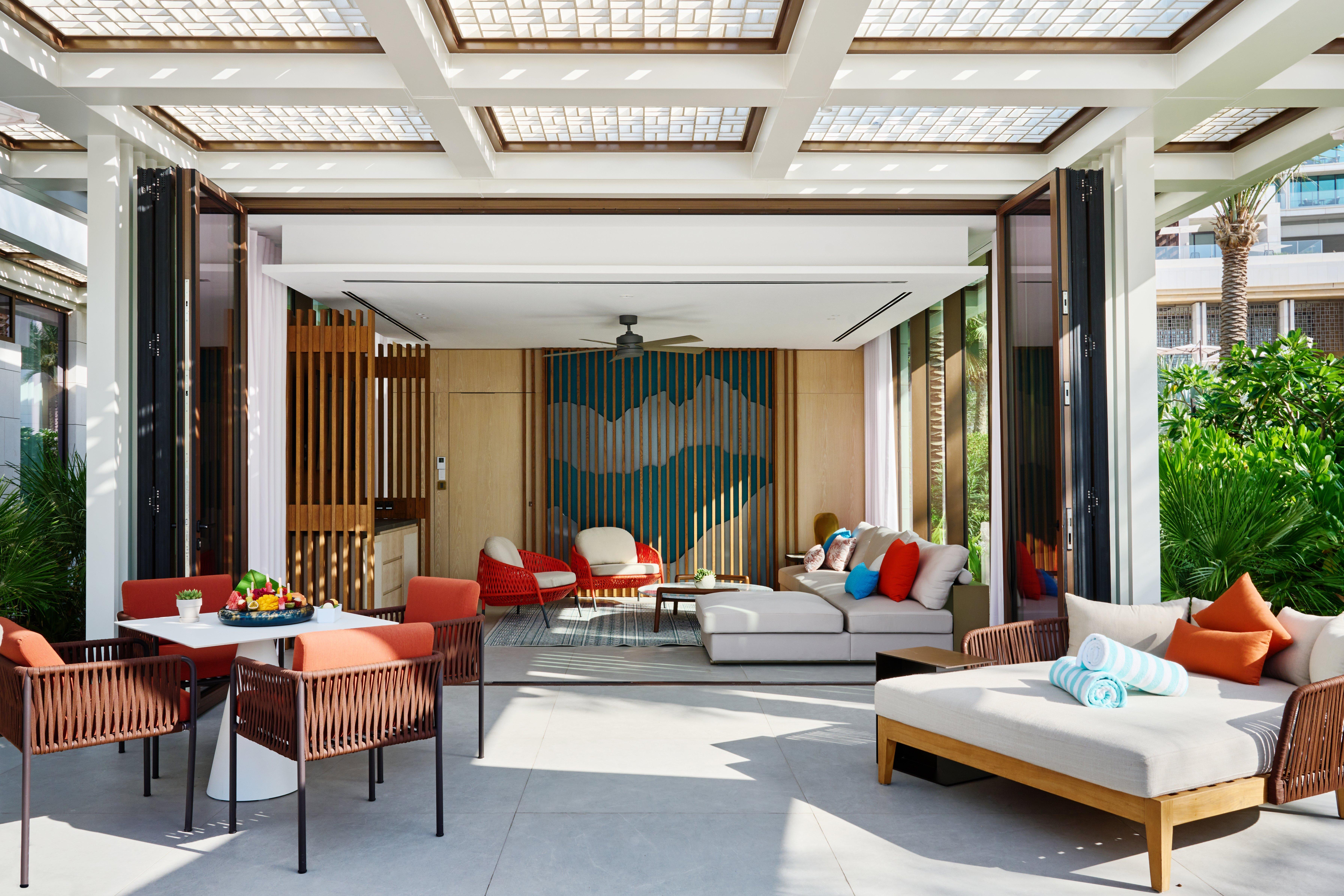 Royal Pool Cabana